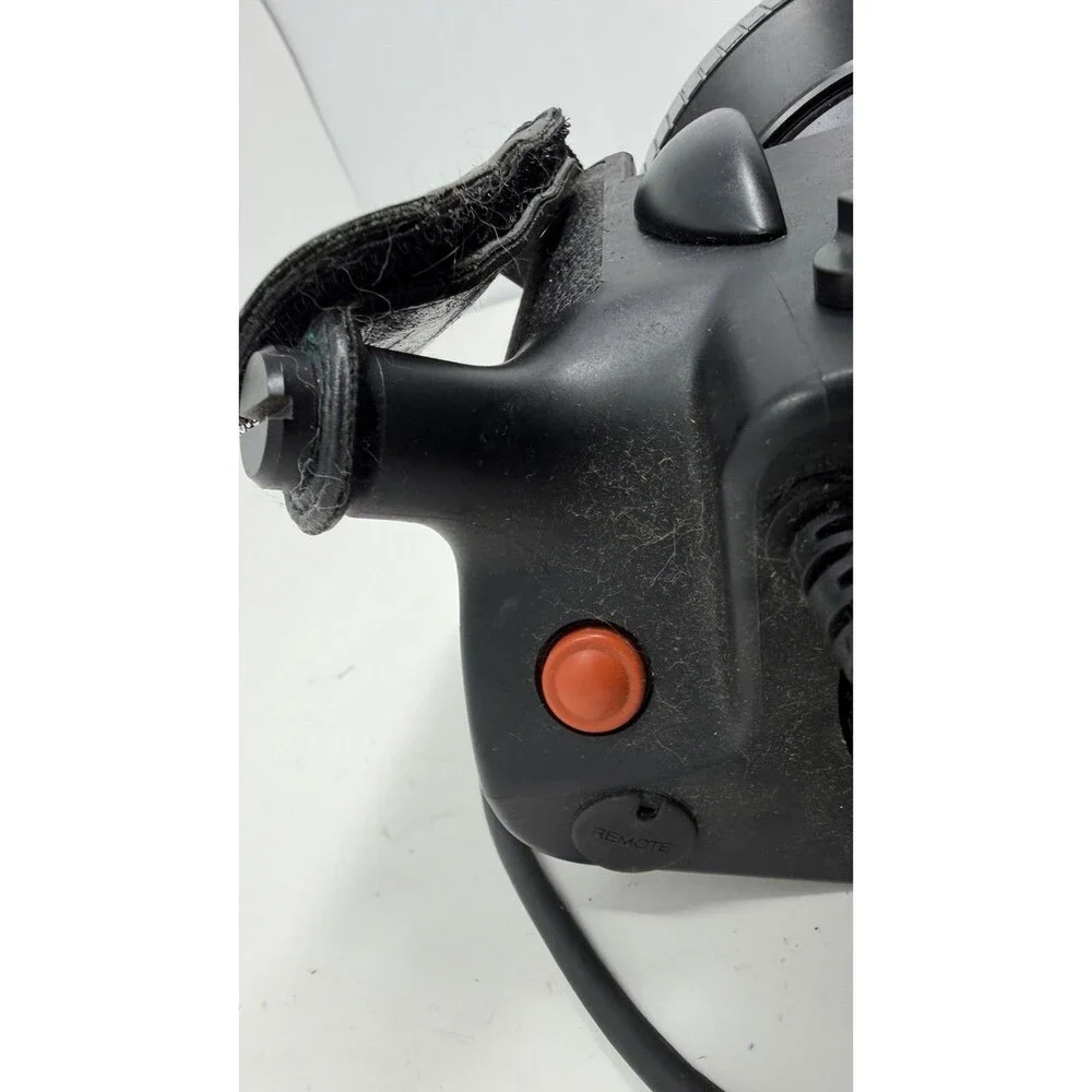JVC TV Zoom Lens MACRO 10.5-105mm 1:1.8 10X (Dust in the Lens)